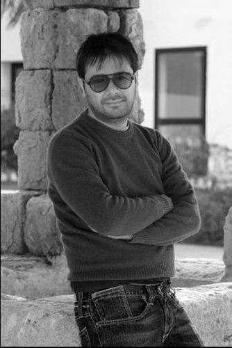 afragala82's profile picture. Giornalista, umorista e quando serve fancazzista... figlio, marito e padre in ordine sparso