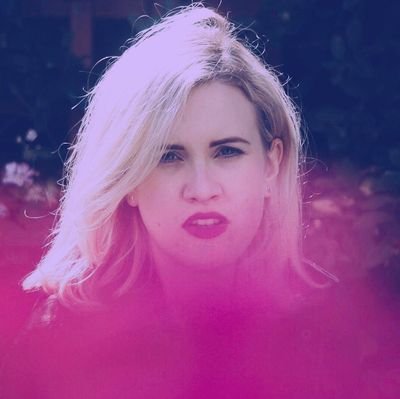 Esheaofficial's profile picture. Dreampop solo musician from South West London 🌴