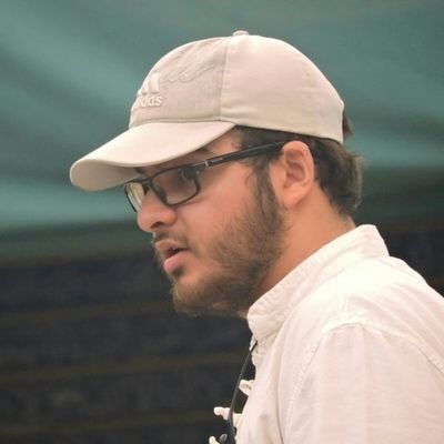 سید نشدم دستِ خودم نیست ولی ،
وسط روضه دلم خواست بگویم مادر