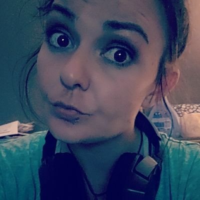 Homeschool mom by day, fierce gamer by night... or maybe not.

I'm not good, but I'm entertaining!

Swing by my Twitch!

https://t.co/w9i12xXA49