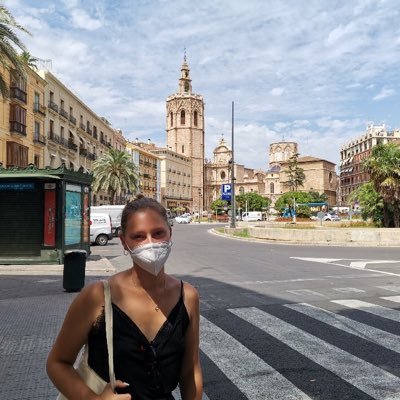 lra_brn's profile picture. 