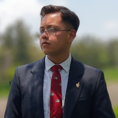 Compositor, orador& debatiente
LLDM🌎✨
Aspirante a consultor de imagen publica
Autor de: TAN FÁCIL COMO HACER AMIGOS