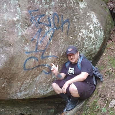 SLDG
Music Producer/Audio Engineer
Ctrl+S Production House
hiking, camping
anarchism
