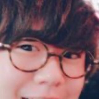 scenare0's profile picture. 自分はどんな人なのか？わからんが、心にロックを。顔にはファンクを。口にはライムを。そんなゲーム制作者…最近違う？