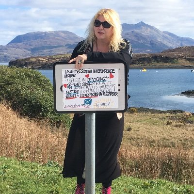 Poet (published Bloodaxe, Canongate); recovering from major stroke.Former journalist.Finally doing Twitter jings! CoFounder https://t.co/z974ye6Sq3 #Yes #indyref2