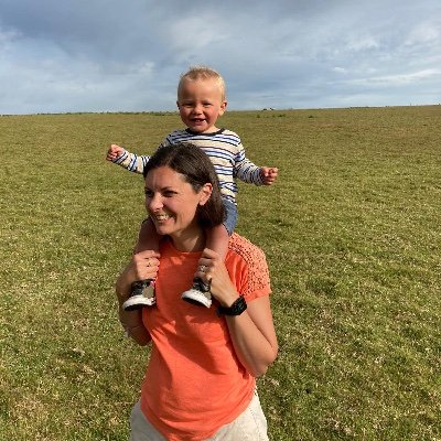 Mum of 3 boys! Love to be on the move (which is handy with twins!) love car booting, family adventures, running, gardening, travel and of course my fab friends