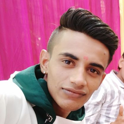 HEERALA67334611's profile picture. Danera