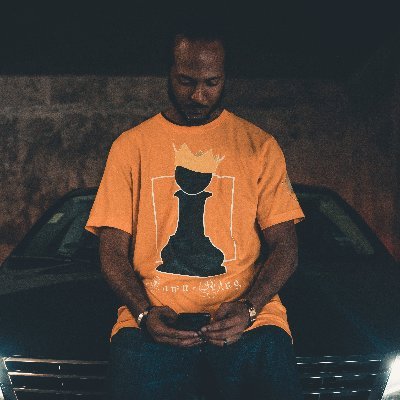 Illustrator, portrait painter. Designer @DaGoodsClothingCo It's a lifestyle.
