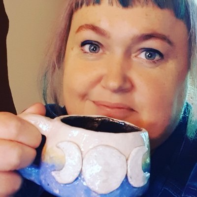 Geeky graphics gamer girl. Organiser of events. Designer of things. Oculus enthusiast. Toy maker. Marketing & Design for Fringe & Medieval festivals. she/her.