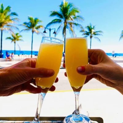 411southbar's profile picture. Relaxing Beach side Dining