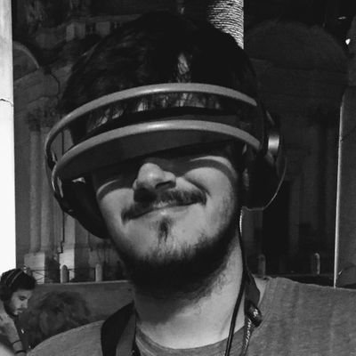 pompas499's profile picture. \begin{document}
Soy un despojo humano
\end{document}