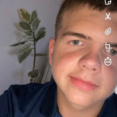 bitsch_fabrice's profile picture. J’aime le foot courir marcher faire du vélo écouter de la musique travailler