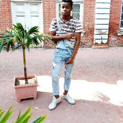 NivahDecocktail's profile picture. If you like it...crown it..