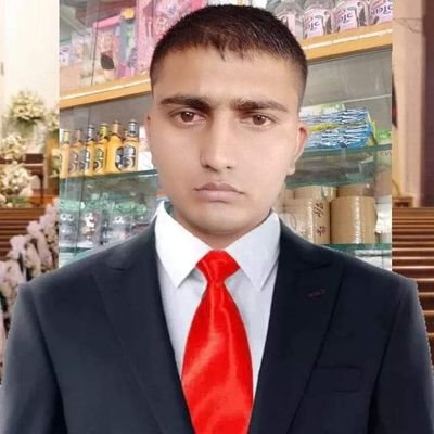 रोज़ तेरा इंतज़ार होता है, रोज़ ये दिल बेक़रार होता है, काश तुम ये समझ सकते की, चुप रहने वालों को भी किसी से प्यार होता है..
