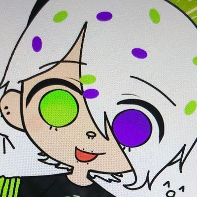 @unovadex art organisation account. pfp: 💚@pillboys 💜