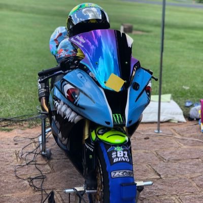 ricardo52491252's profile picture. 