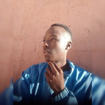 Boitsho02840415's profile picture. Love football ⚽️
Kaizer Chiefs fan✌✌
Role Model : Eden Hazard ❤💓💓💓