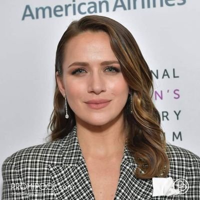 Jennife04199564's profile picture. I provide you the best giftcard offers . If you like this then stay with me and follow my status .# girtcard# allgiftcard #freegiftcard # pandaexpress.