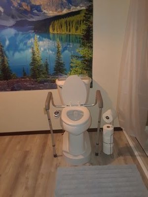 djquackenbush's profile picture. Hmmm, my identity?