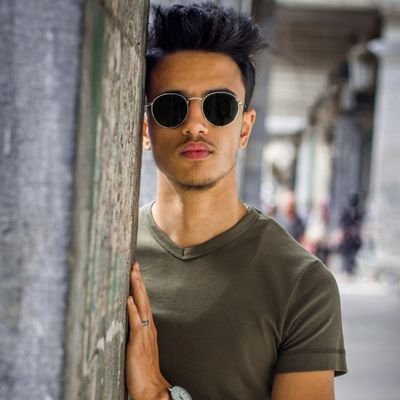 OmriMiloud's profile picture. 