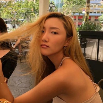 ifshoon's profile picture. ─ 𝑤𝑖𝑛𝑡𝑒𝑟 𝑏𝑒𝑎𝑟. 🕊♡