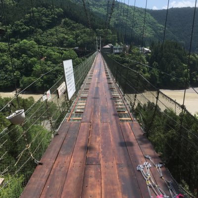始めまして。奈良在住のあっくんです。某教育機関でボランティア→せどりで独立→現在web製作の勉強中。目指せFIRE生活。#デイトラ