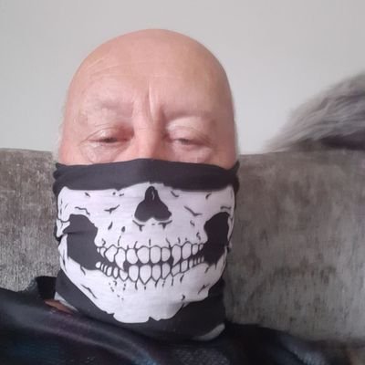 West Bromwich Albion fan. Born in Banbury, made in the Royal Navy.