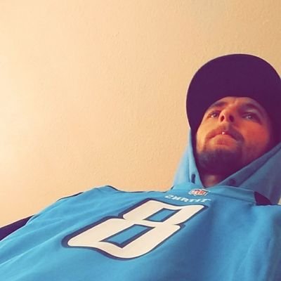 100% Titan Fan! Also YouTube Supporter! Fan of NF, King Blitz, DuaneTV, Gatsb7, Elijah Kyle, and Many more!!! TRYING TO BE NOTHING BUT A POSITIVE PERSON!!!
