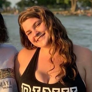 mariaplavny1's profile picture. where I come to say random things 😃💜