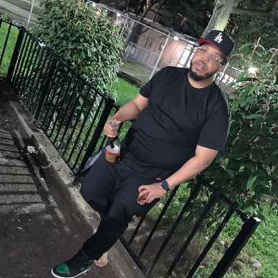 Instagram: @Carri_belafonte RAPPER/SINGER/SONGWRITER Jus a young dude striving for better I mean I love the hood but ain't Tryna be there forever