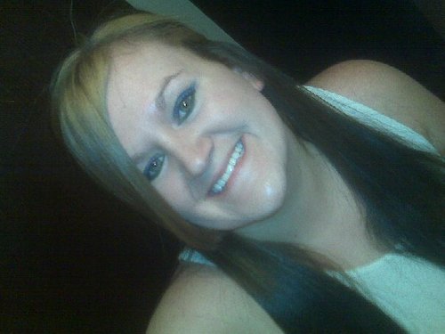 amydenise81625's profile picture. Follow Me, I Follow Back :D