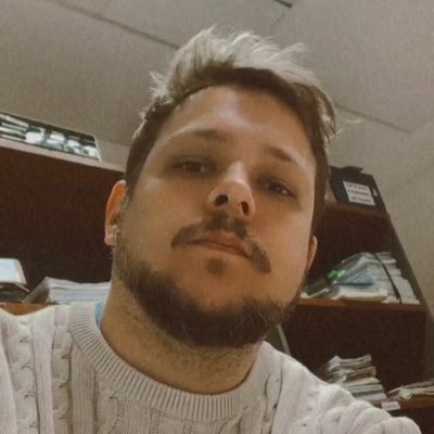 alejoapsega's profile picture. 📚Lic. en Comercio Internacional • Polimata • 🏀