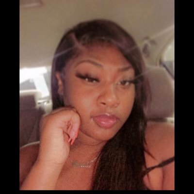 Photogenic 😛. pretty girl !! 🦋 facebook -darrielle cummings 🙃, insta - itsdeedee._ 💋 , snap -queen_darrielle