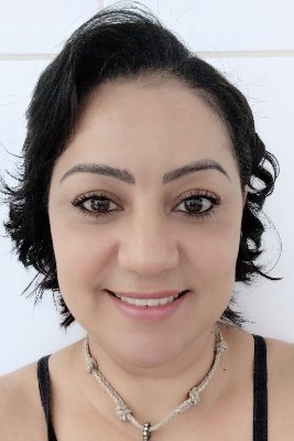 TatyMetanoia's profile picture. 