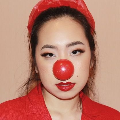 YenaHan's profile picture. shitposting since 1995