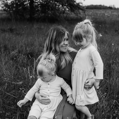 NikiSpender's profile picture. #girlmom #neutraldecor #modernfarmhouse