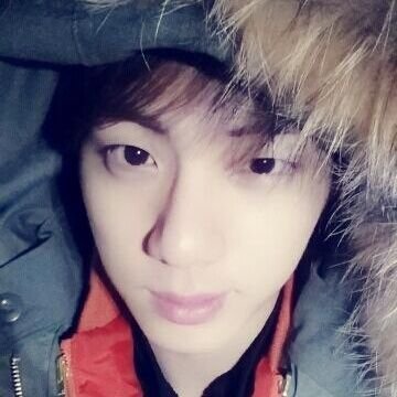 jjol1204's profile picture. 김석진 군대가지마 장가도가지마