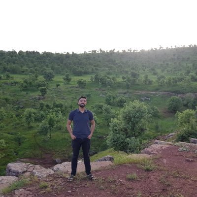 vedat62860726's profile picture. karanfil kokuyor cigaram..;)