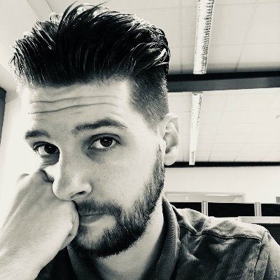 Studierter und gelernter Informatiker, Gaming und Technik verliebt, Aal