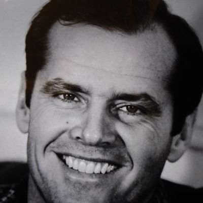 VinceMoran12's profile picture. ..must be true, you read it in the papers...

Now also @vincemoran12.bsky.social