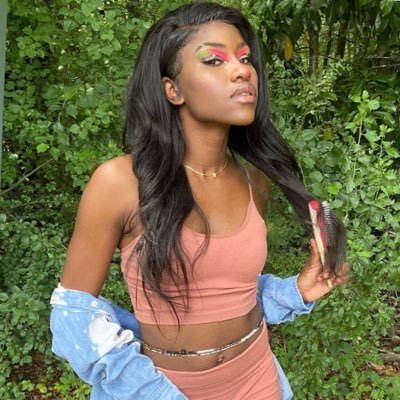 tKorya_tsg's profile picture. Cosmetology isn’t a job it’s a Lifestyle.  Turn your Visions into Reality with Royaltybells Cosmetics