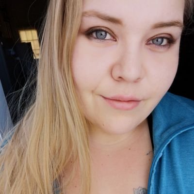 29. She/They. Canadian chronically ill caffeinated cryptid. Digital Artist.