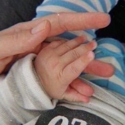 Aidana72085745's profile picture. только наше тень не оставит нас