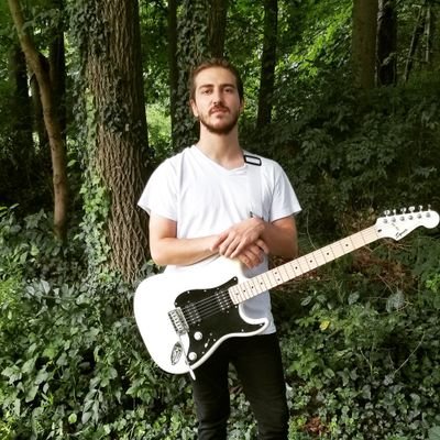 Musician, Mental Health Counselor, Legend. @bandeons