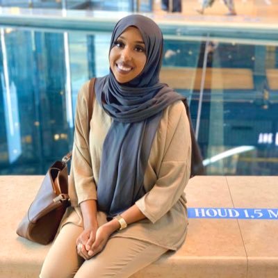 Mvnaaa_'s profile picture. 