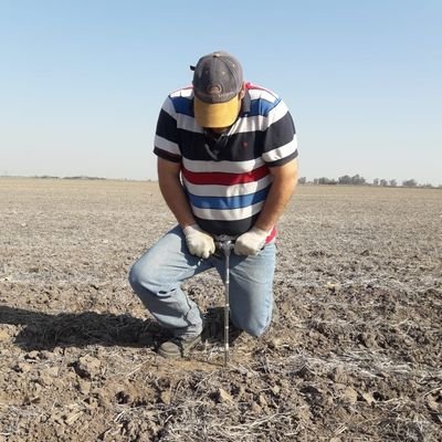 Estudiante de Agronomía en la Facultad de Ciencias Agrarias - Zavalla. 
Cuidemos nuestro tesoro mas preciado...EL SUELO!
Don Ángel Servicios e Insumos Agropec.