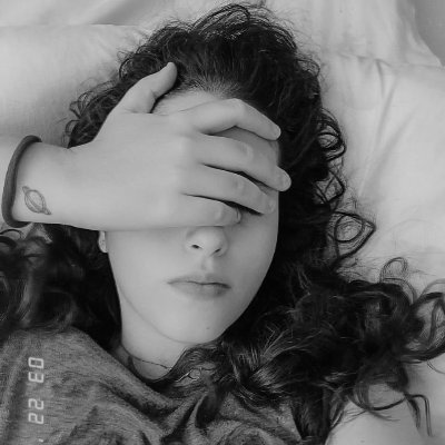 obsessedIady's profile picture. we all somaticize at one time or another
🌈 👭 🎮 📷