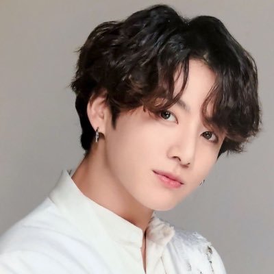 민윤기: “Sé quє vαs α flσrєcєr pσr cσmplєtσ dєspués dє tσdαs lαs dífícultαdєs