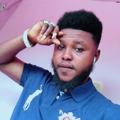 enockowusuboat1's profile picture. I love music.. plays keyboard. Likes smiling,makes my self happy 🤪🤪🤪