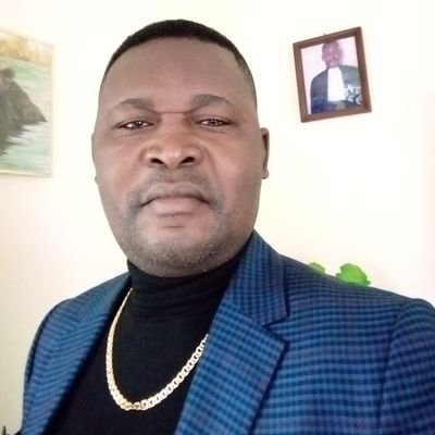 Robertkingombe's profile picture. 2 Diplômes de Licencié ,en Gestion Commerciale et Financières, et en Droit, option Droit privé et judiciaire
Avocat de profession